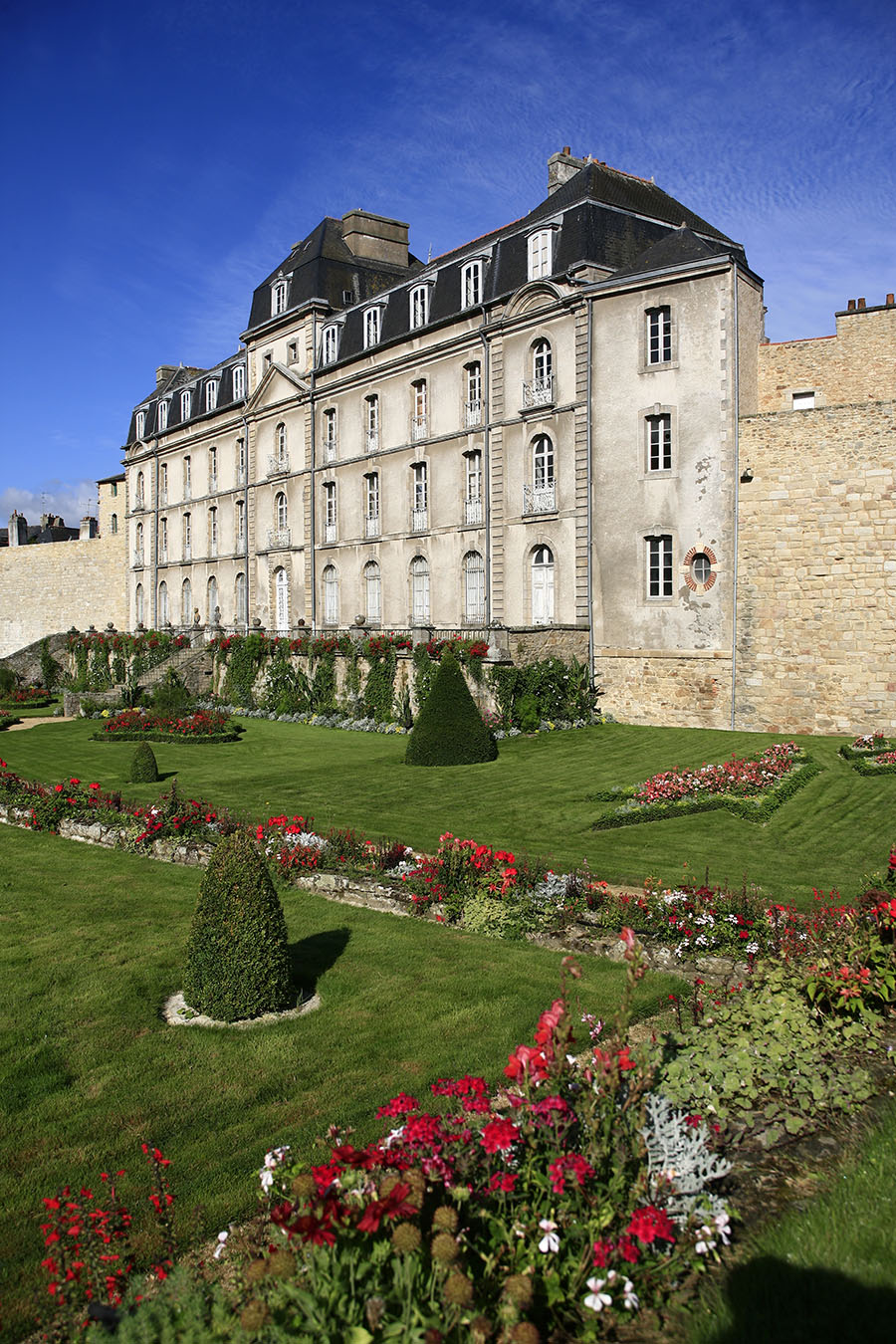 schloss von lhermine